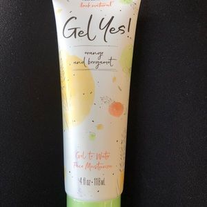 Gel yes face moisturizer